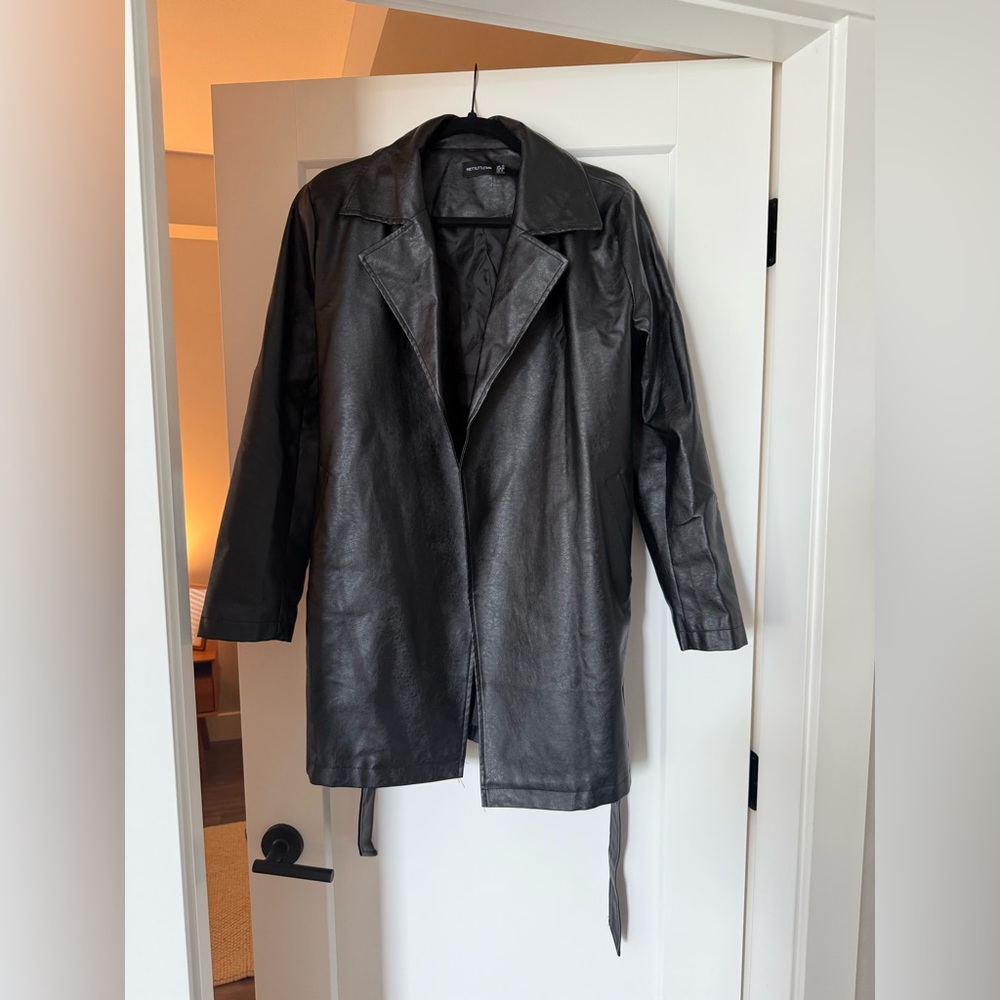 PrettyLittleThing Shiny Black Jacket
